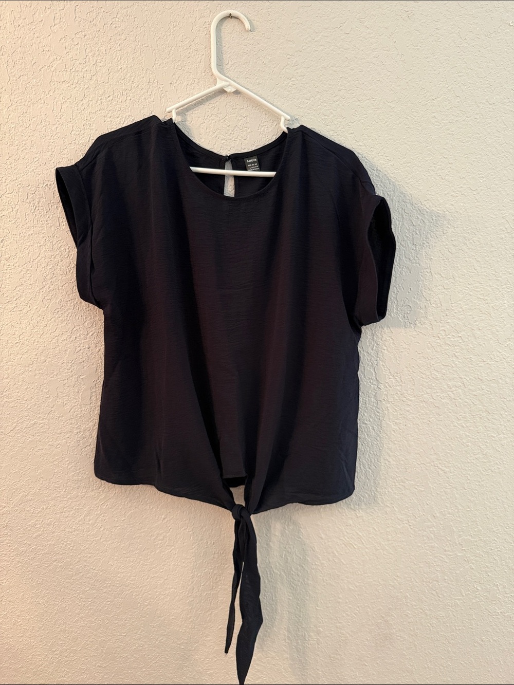 SHEIN Black Short Sleeve Tie-Front Blouse